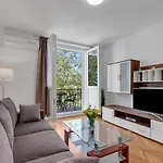 Apartment Riva